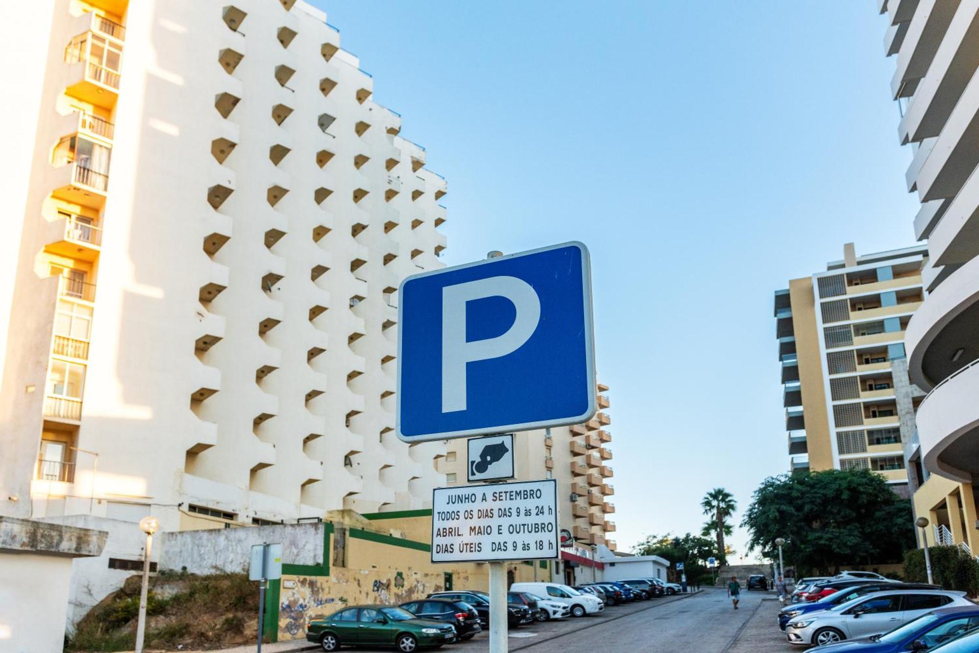 Bnb Homes Praia Da Rocha Beach Bright Apartment 50 M Away From The Ocean ปอร์ติเมา ภายนอก รูปภาพ