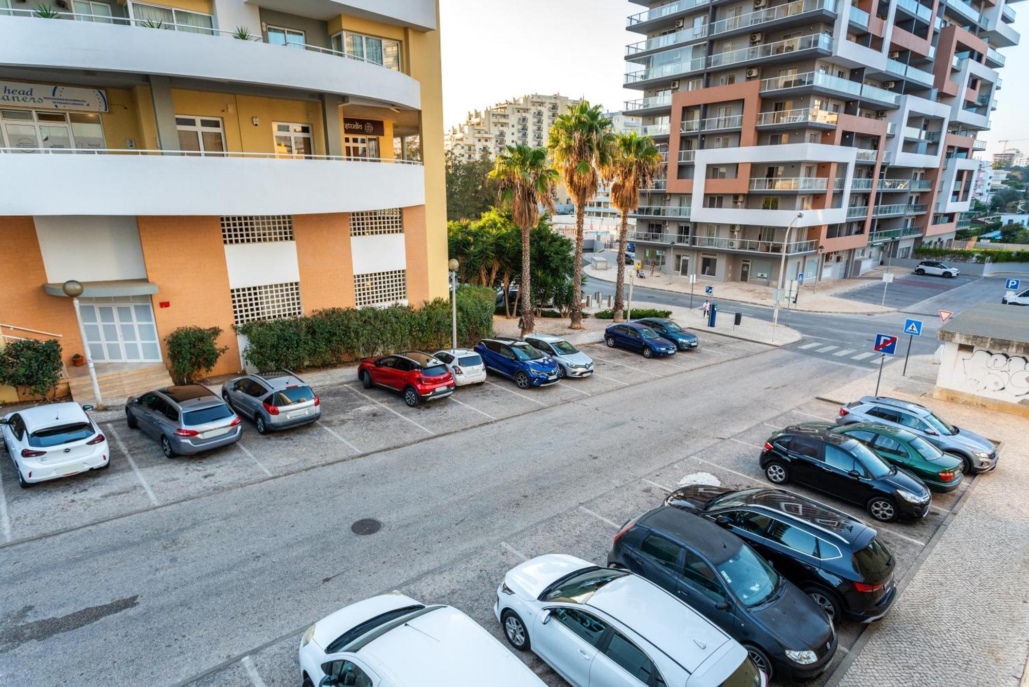 Bnb Homes Praia Da Rocha Beach Bright Apartment 50 M Away From The Ocean ปอร์ติเมา ภายนอก รูปภาพ